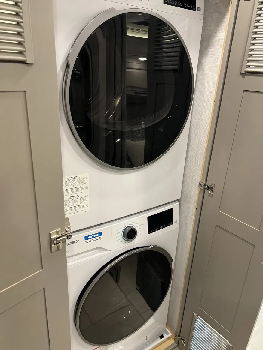 2026 Newmar London Aire 4551 | Photo 15 of 19