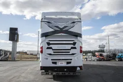 2026 Newmar London Aire 4551 | Thumbnail Photo 6 of 47