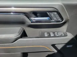 2026 GMC Sierra 2500HD AT4 | Thumbnail Photo 18 of 25