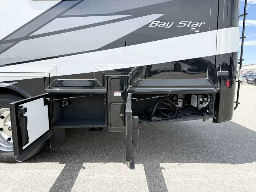 2027 Newmar Bay Star 3114 | Photo 26 of 27
