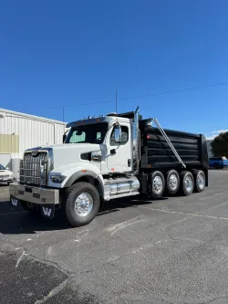 2025 Western Star 49X | Thumbnail Photo 1 of 12