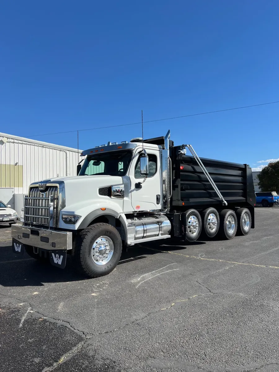 2025 Western Star 49X | Photo 1 of 12