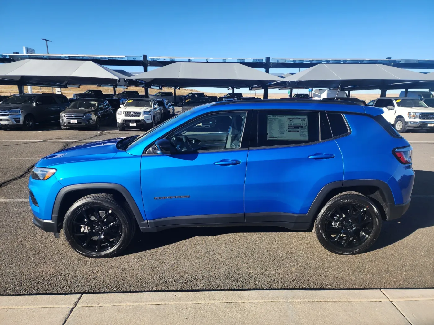 2026 Jeep Compass Latitude | Photo 4 of 19