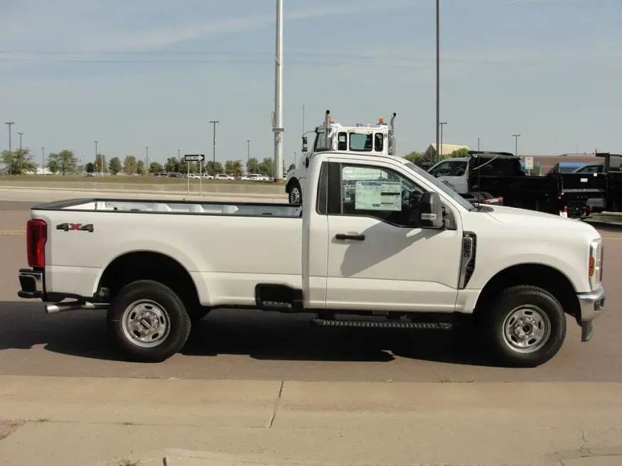 2026 Ford Super Duty F-250 XL | Photo 3 of 13