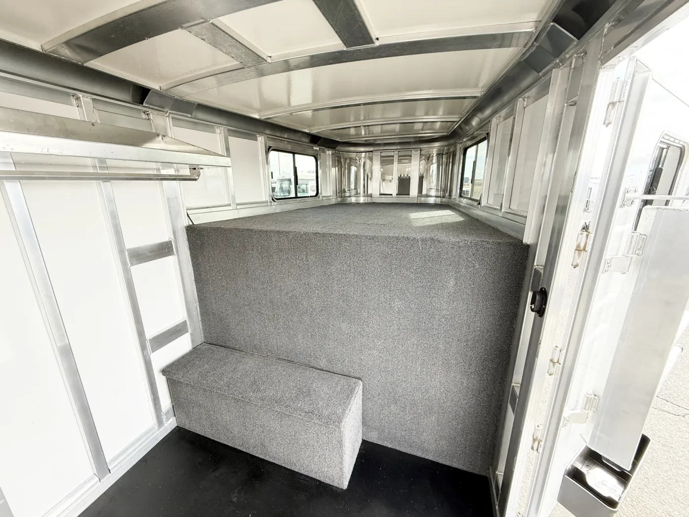 2024 Cimarron Norstar 3HGN | Photo 5 of 17