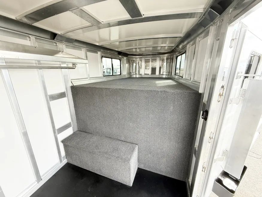 2024 Cimarron Norstar 3HGN | Photo 5 of 17