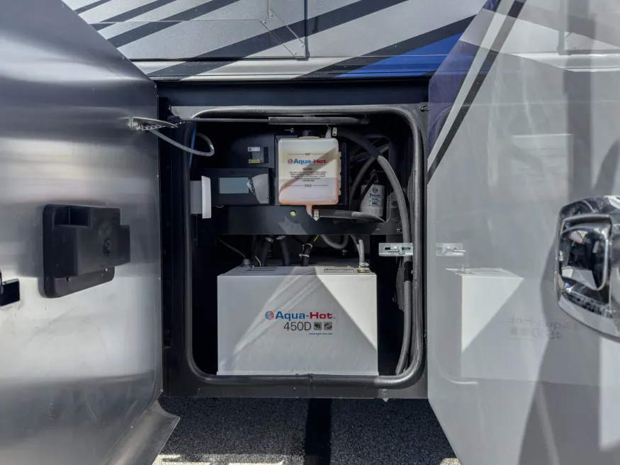 2026 Tiffin Phaeton 37 BH | Photo 34 of 43