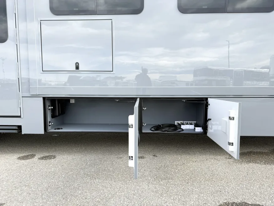 2026 Renegade Verona LE 40LRB | Photo 26 of 31