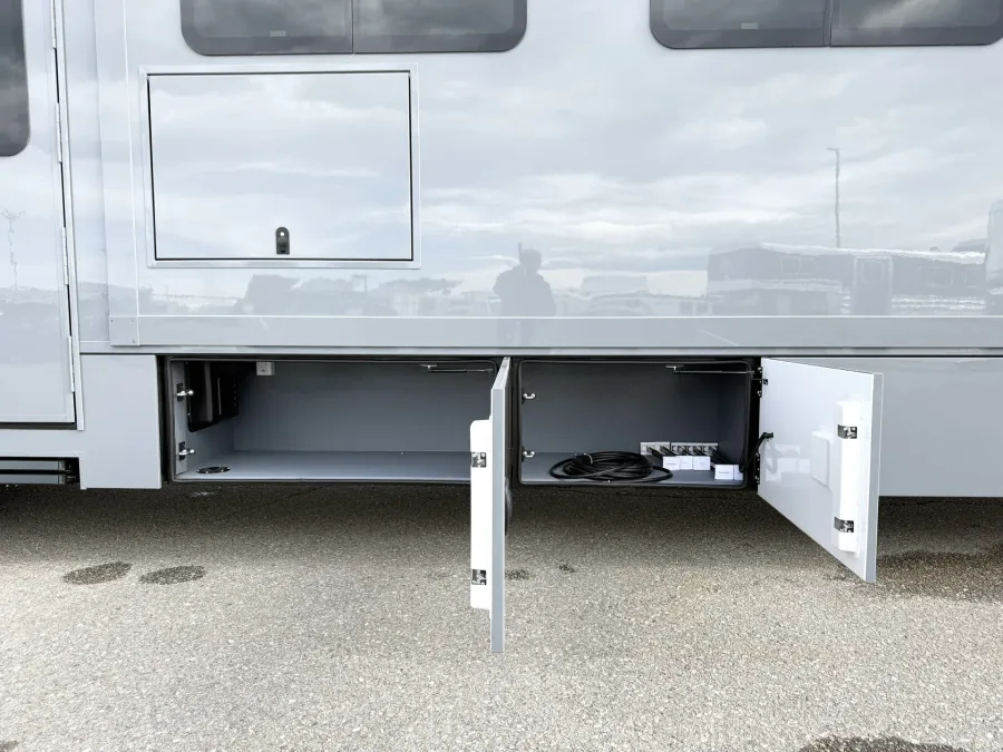 2026 Renegade Verona LE 40LRB | Photo 26 of 31