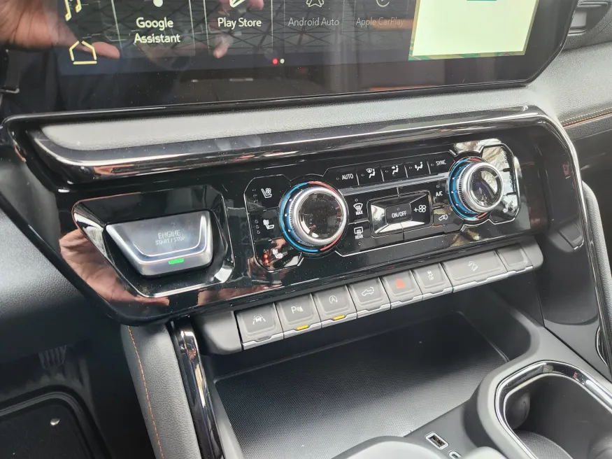 2026 GMC Sierra 1500 AT4 | Photo 26 of 31