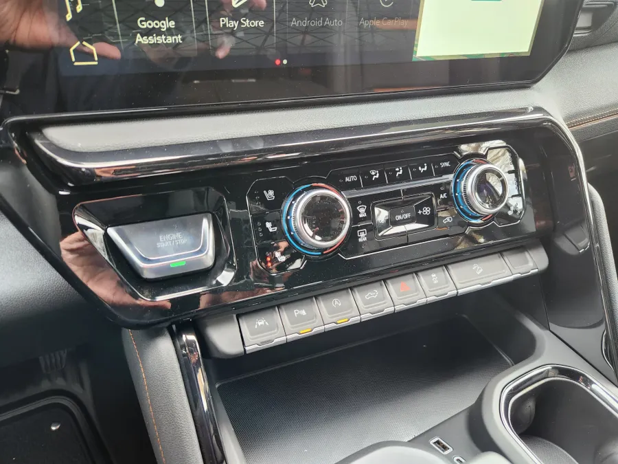 2026 GMC Sierra 1500 AT4 | Photo 26 of 31