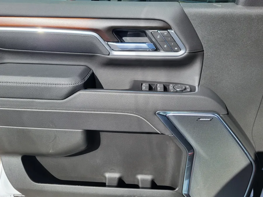 2026 GMC Sierra 2500HD Denali | Photo 18 of 25