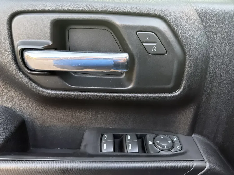 2022 Chevrolet Silverado 1500 Custom Trail Boss | Photo 11 of 19