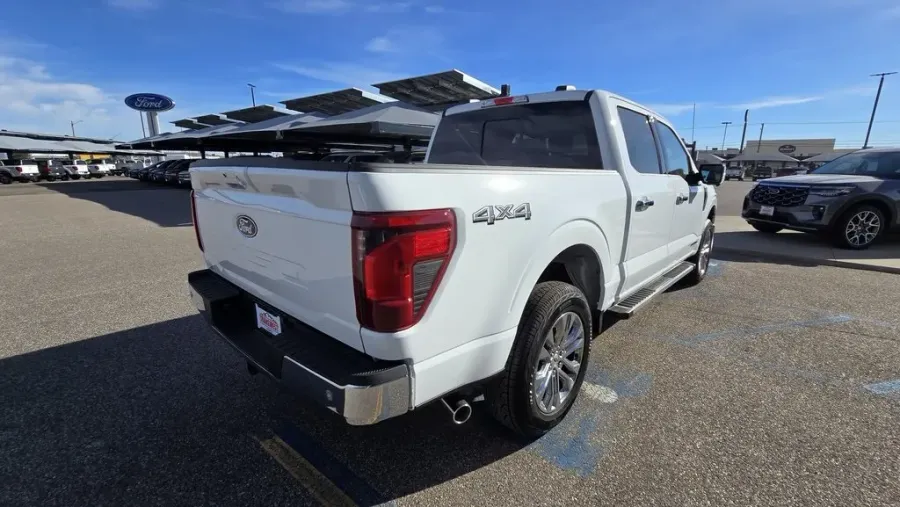 2025 Ford F-150 | Photo 10 of 42