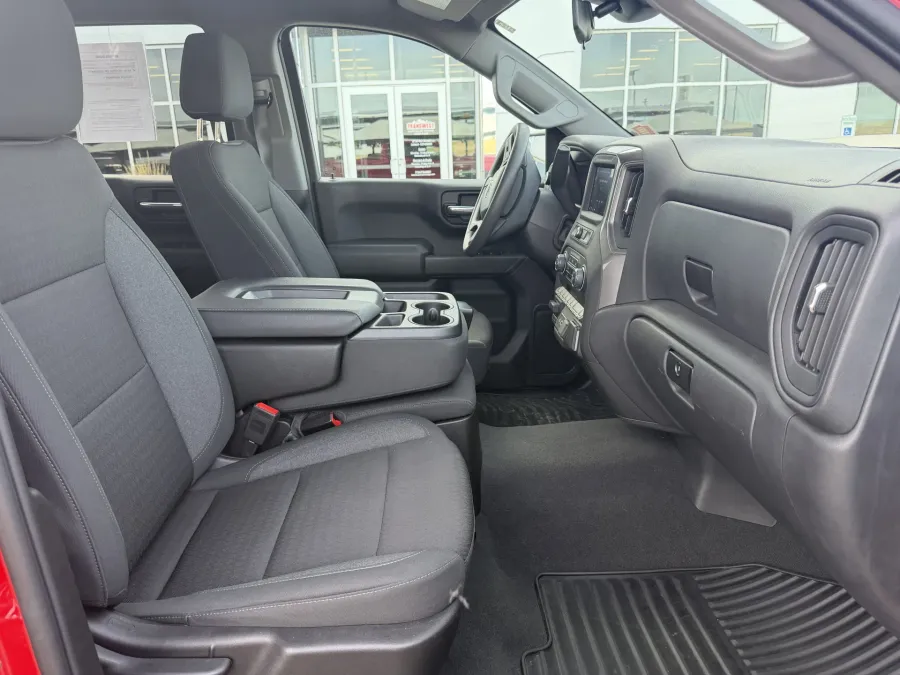 2024 Chevrolet Silverado 1500 Custom Trail Boss | Photo 12 of 21