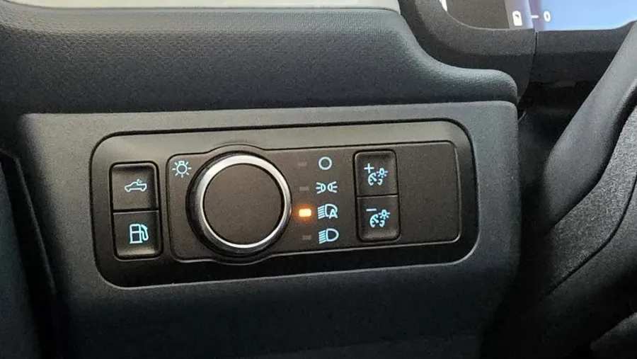 2026 Ford Maverick | Photo 21 of 36