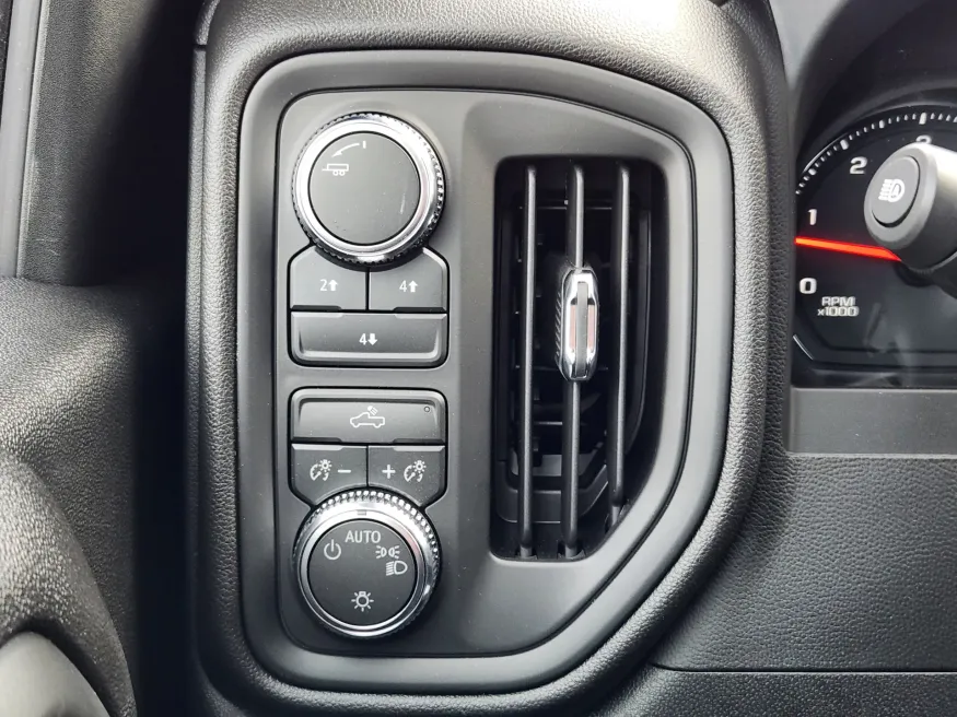 2026 GMC Sierra 2500HD Pro | Photo 16 of 23