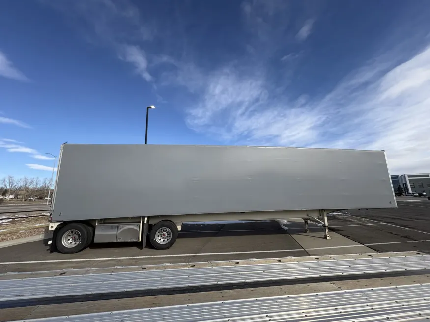 2011 MAC Flatbed | Photo 14 of 17