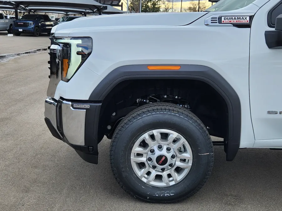 2026 GMC Sierra 2500HD Pro | Photo 5 of 24