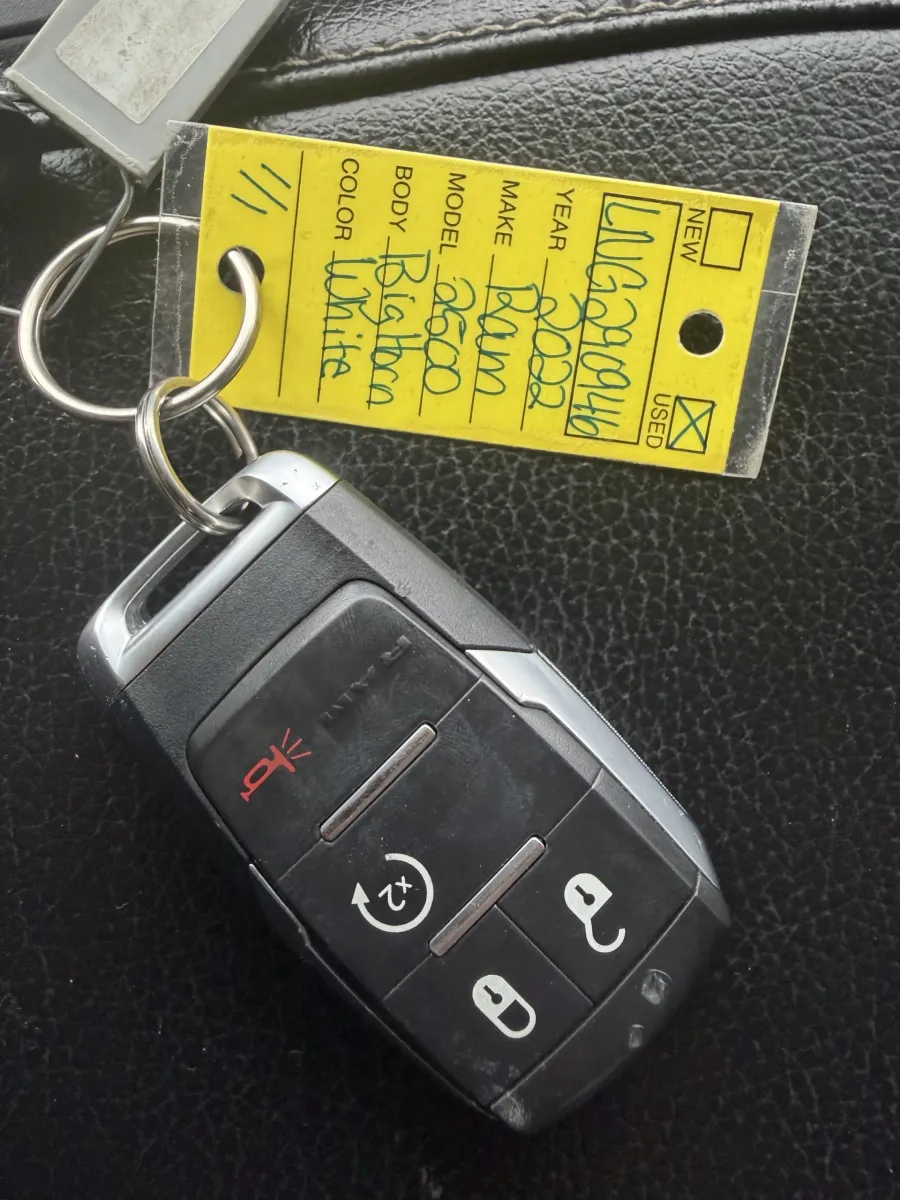 2022 RAM 2500 Big Horn | Photo 17 of 18