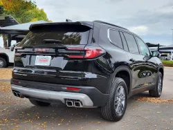 2025 GMC Acadia AWD Elevation | Thumbnail Photo 2 of 29