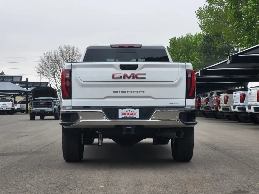 2026 GMC Sierra 2500HD SLT | Photo 5 of 25