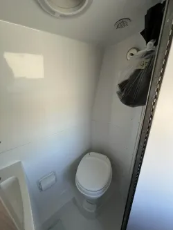 2025 Tiffin GT1 19 AG | Thumbnail Photo 20 of 21