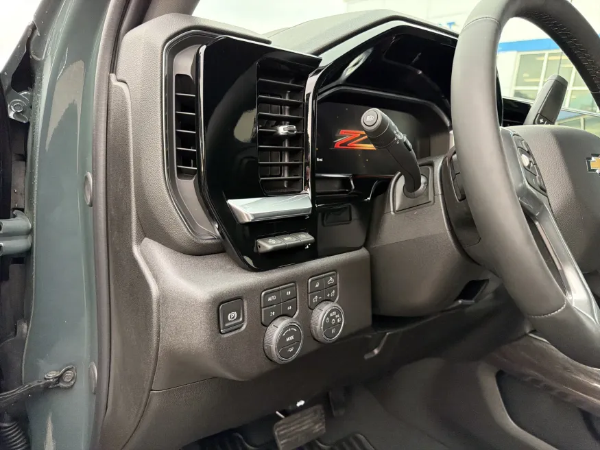 2026 Chevrolet Silverado 2500HD LTZ | Photo 13 of 20