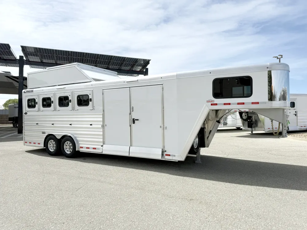 2027 Cimarron Norstar 4HGN