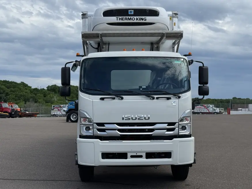 2026 Isuzu FVR | Photo 4 of 20