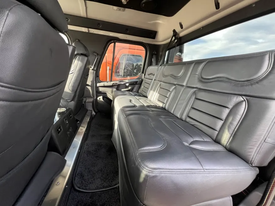 2024 Freightliner M2 106 Bolt | Photo 12 of 20