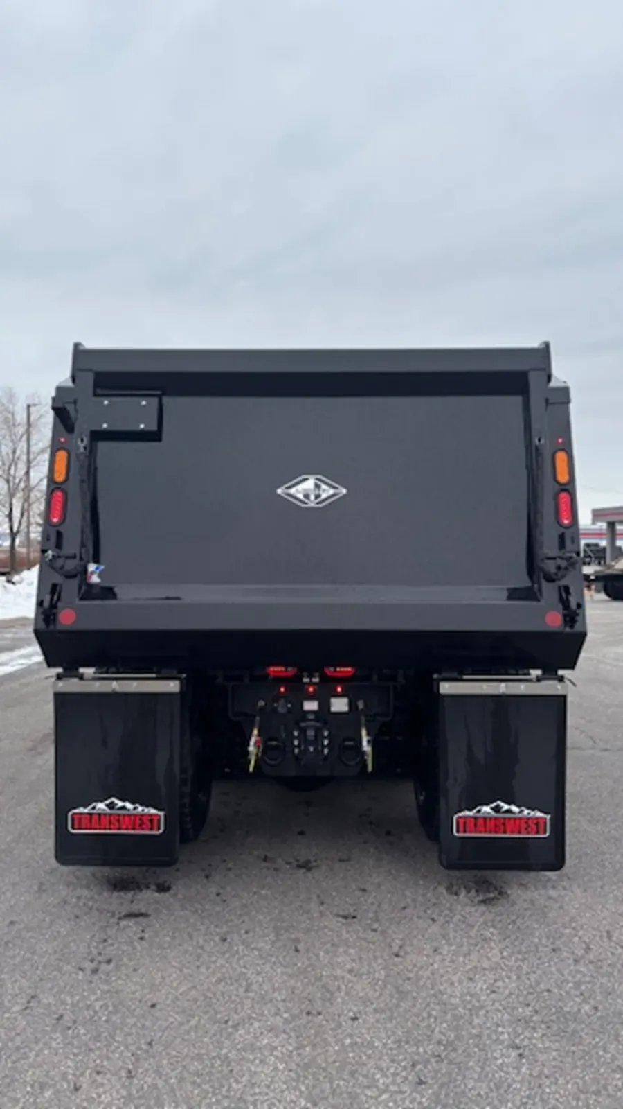 2027 Western Star 47X | Photo 6 of 12