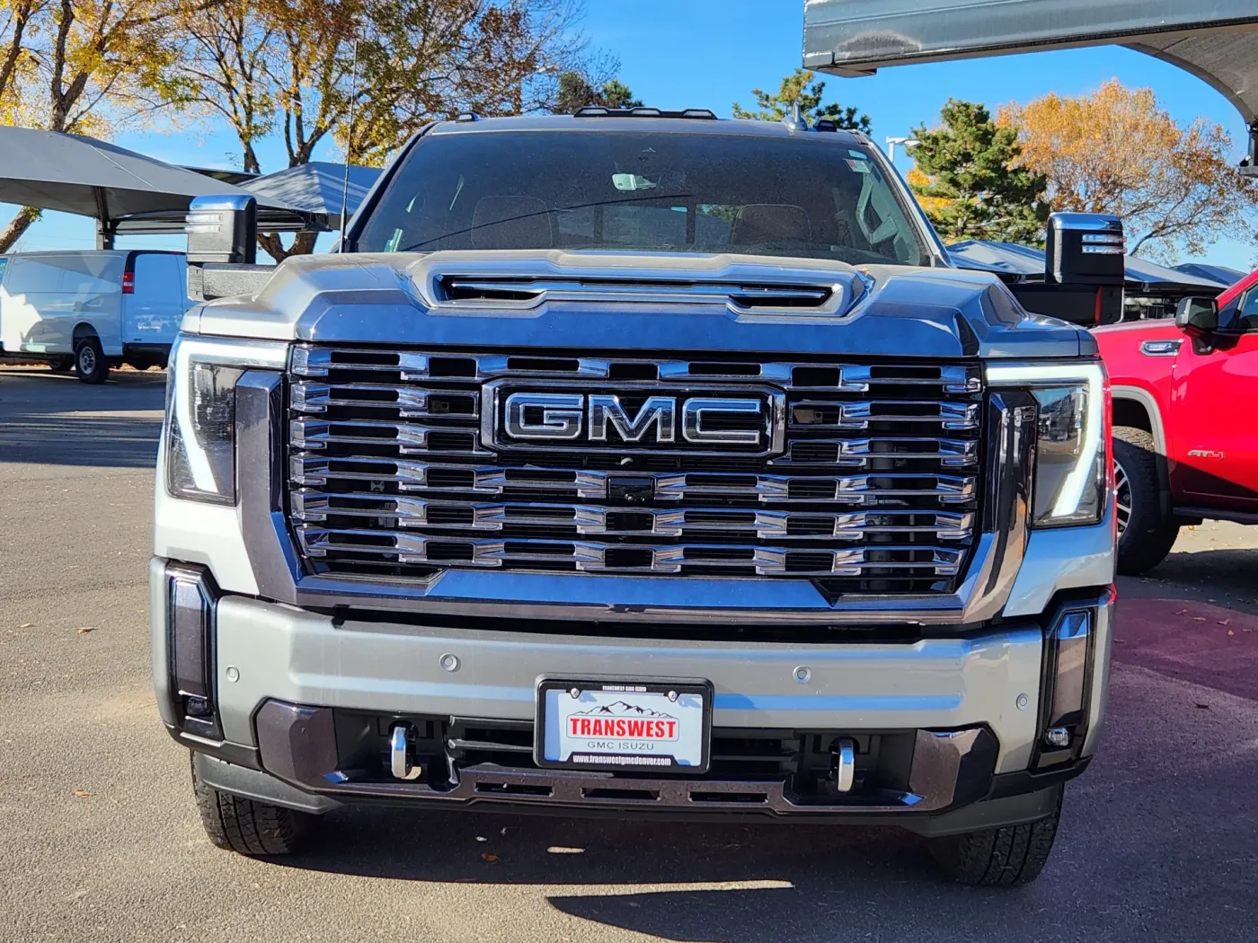 2024 GMC Sierra 3500HD Denali Ultimate | Photo 4 of 31