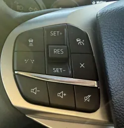 2026 Ford Explorer | Thumbnail Photo 16 of 27