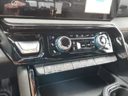 2025 GMC Sierra 2500HD AT4 | Thumbnail Photo 26 of 31