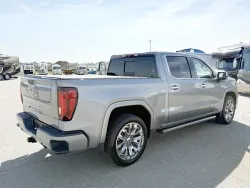 2024 GMC Sierra 1500 Denali | Thumbnail Photo 17 of 24