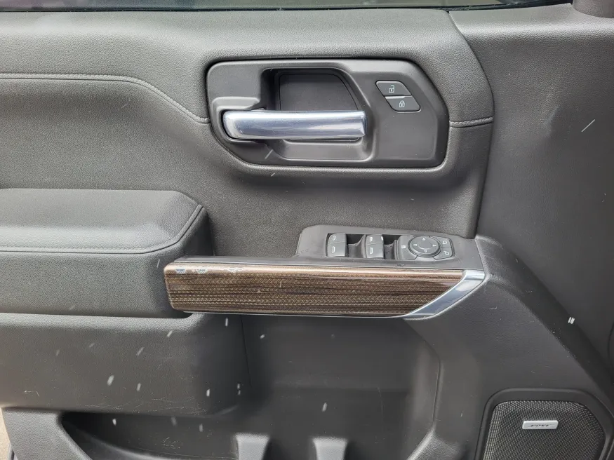 2020 Chevrolet Silverado 1500 LT Trail Boss | Photo 25 of 37