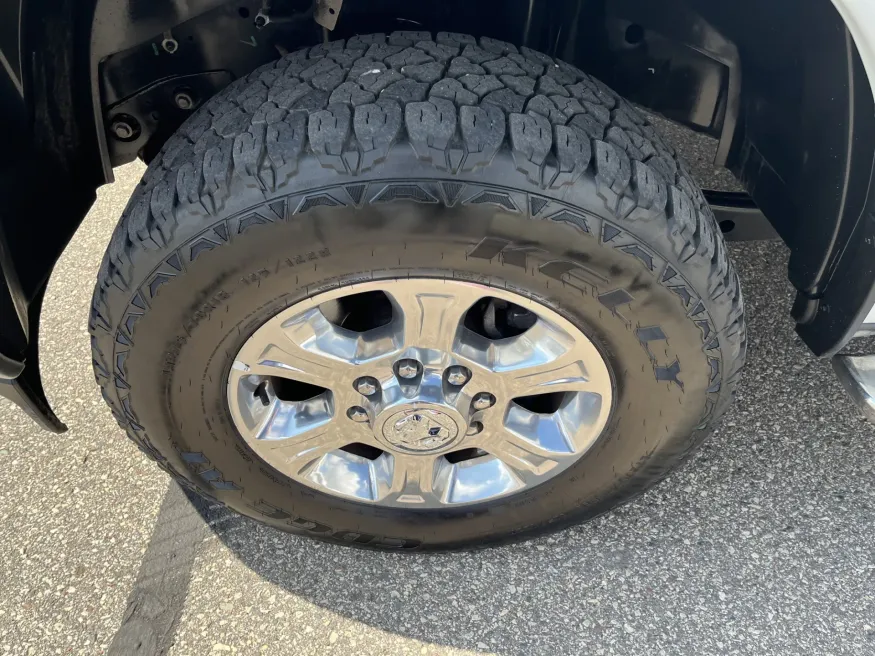 2024 RAM 2500 Big Horn | Photo 19 of 21