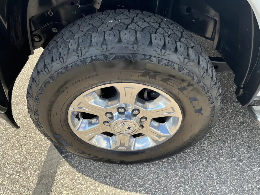 2024 RAM 2500 Big Horn | Photo 19 of 21