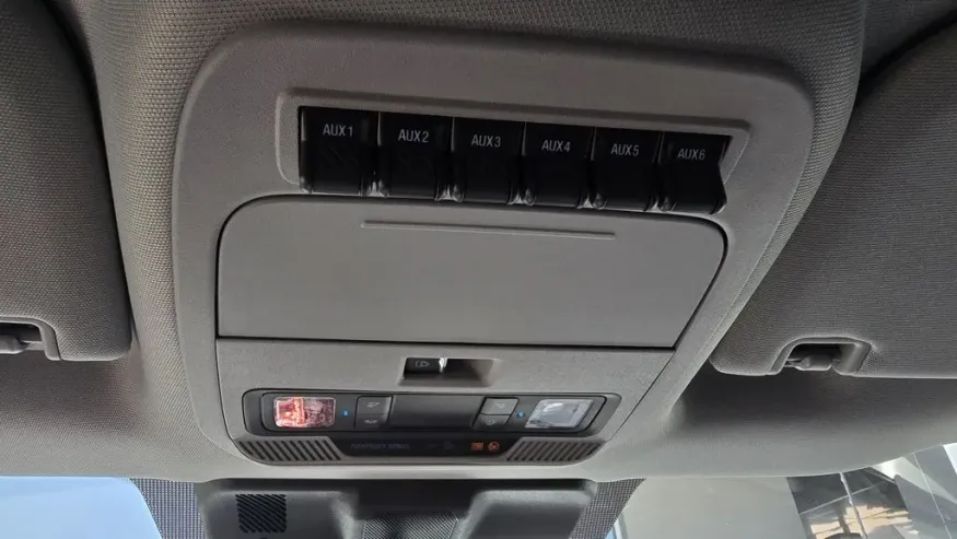 2025 Ford Super Duty F-450 | Photo 21 of 26