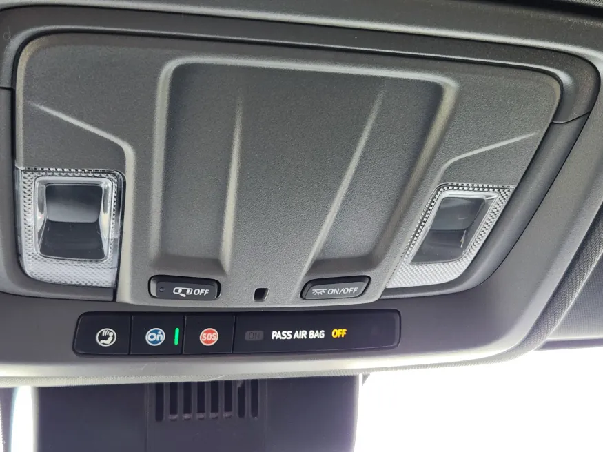 2026 GMC Sierra 1500 Pro | Photo 17 of 20