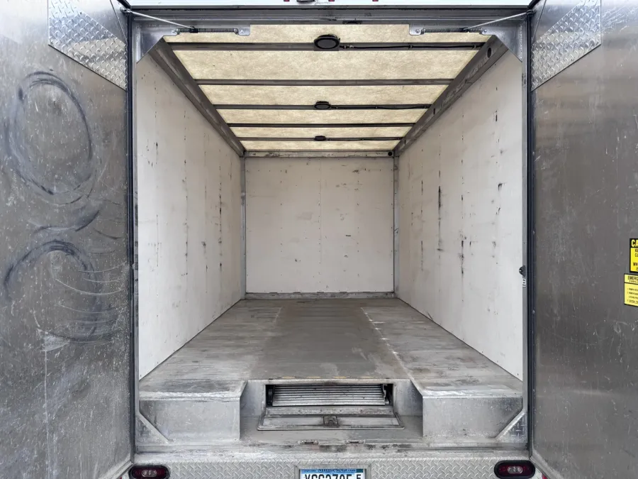 2018 Ford Transit | Photo 17 of 21