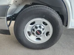 2025 GMC Savana Commercial Cutaway | Thumbnail Photo 11 of 21