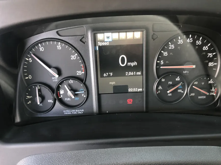 2026 Western Star 47X | Photo 10 of 12