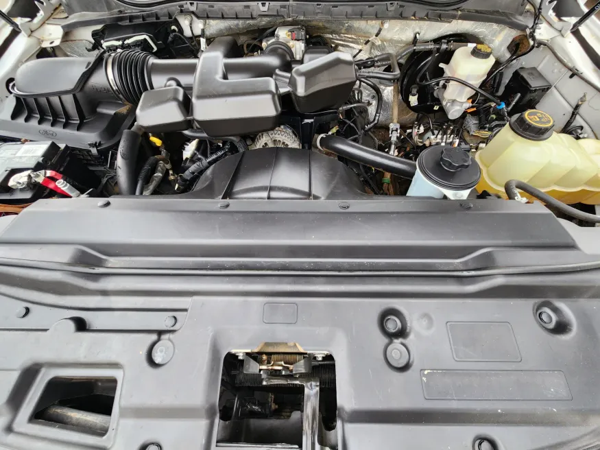 2019 Ford Super Duty F-350 SRW | Photo 22 of 30