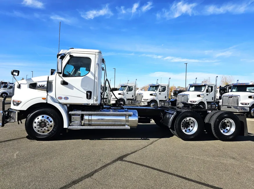 2025 Western Star 47X | Photo 8 of 14