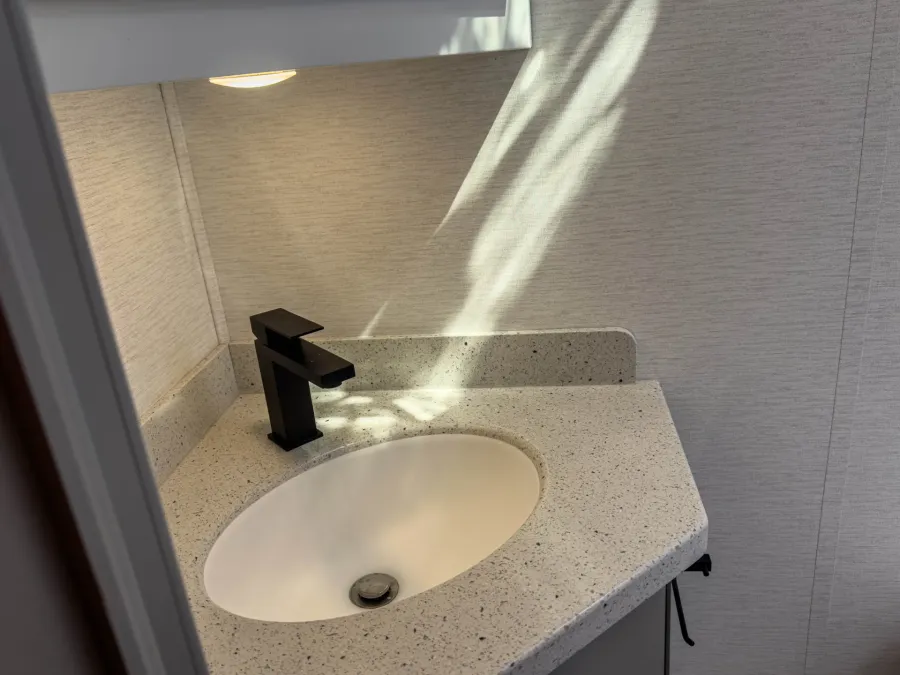 2026 Renegade Veracruz 32VDS | Photo 16 of 34