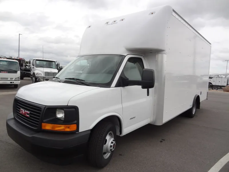 Chevy cutaway box 2024 truck