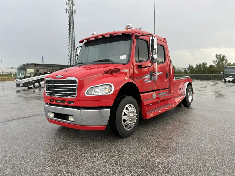 2007 Freightliner M2 106 | Photo 7 of 40