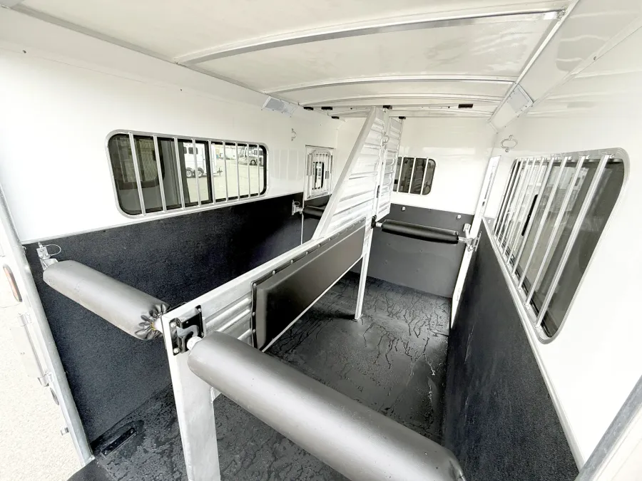 2027 Cimarron Norstar Warmblood 2HGN | Photo 13 of 20